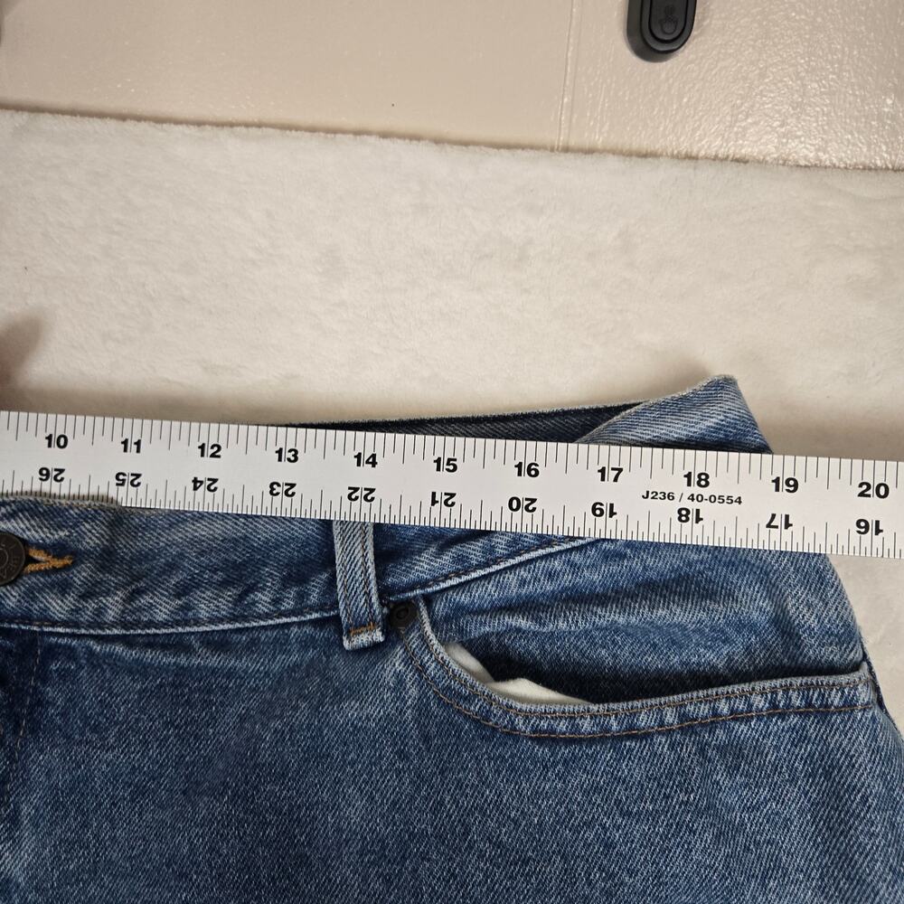 L.L. Bean Classic Fit Curvy Straight Leg Jeans Denim Womens 20R 0726 - Picture 3 of 9